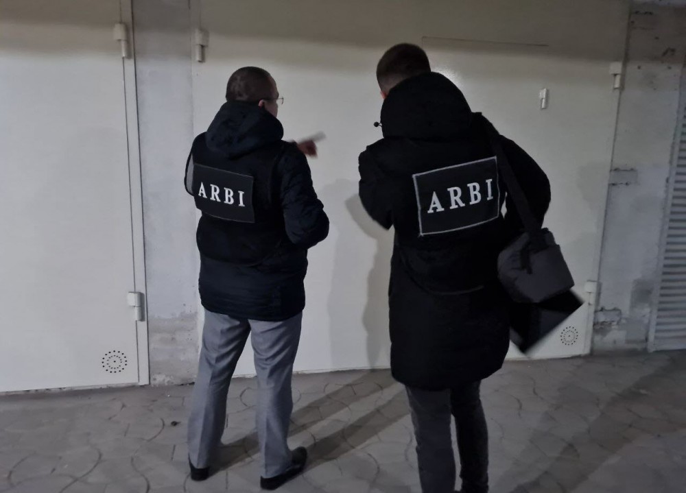 Bunuri de 2 milioane de lei, sechestrate de ARBI